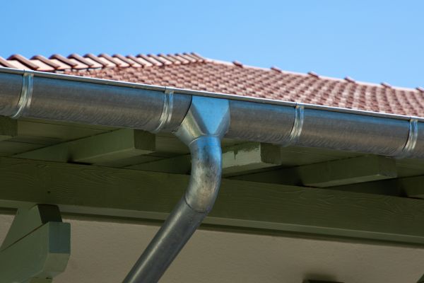 Eavestrough Repair in Reidsville
